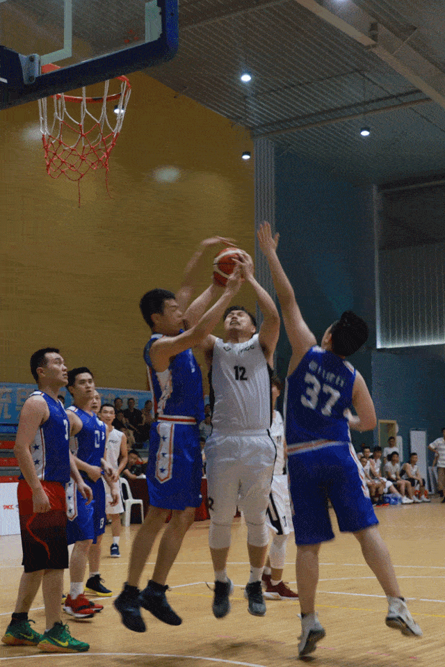 MK体育娱乐- 从辽宁本钢围绕欧篮联队长鼓劲到转会期金州勇士调整名单以备法国杯，山东泰山今晨回应争议