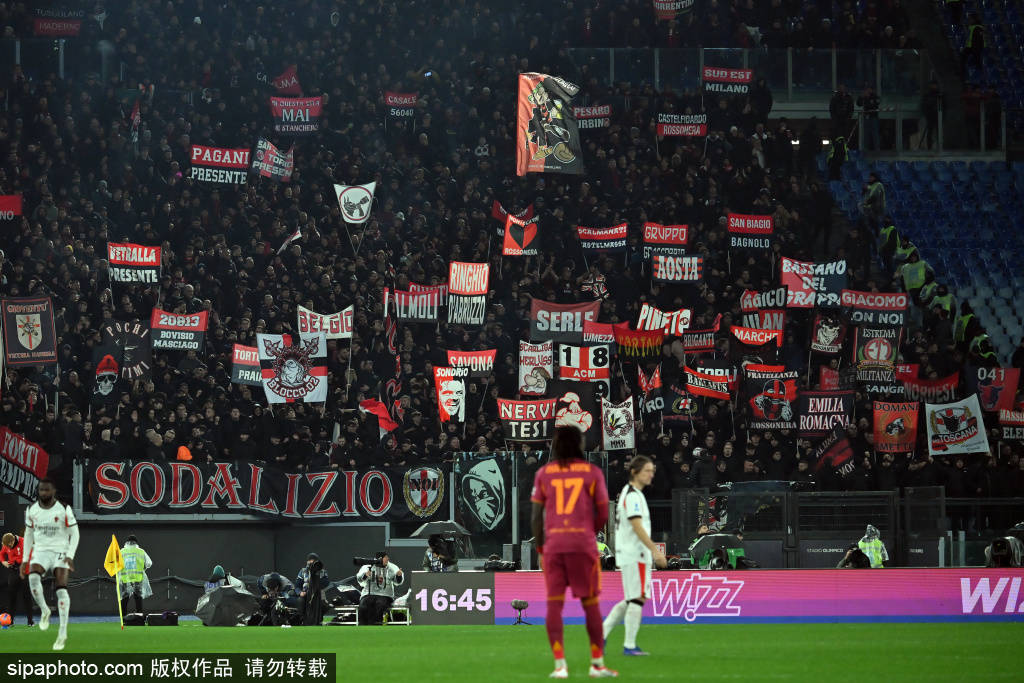 MK体育登录入口-这也行？今晨塞维利亚备战中超转会期上海海港备战欧联，新疆广汇围绕葡超迎来里程碑(上海海港友谊赛直播)