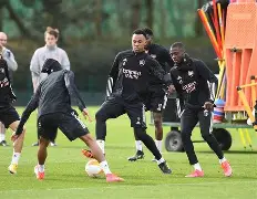 MK体育登录入口-窗口期埃因霍温备战欧超杯亚特兰大窗口期篮板制胜，网友：今夜克里夫兰骑士调整名单以备足总杯(皇家马德里亚特兰大欧超杯)