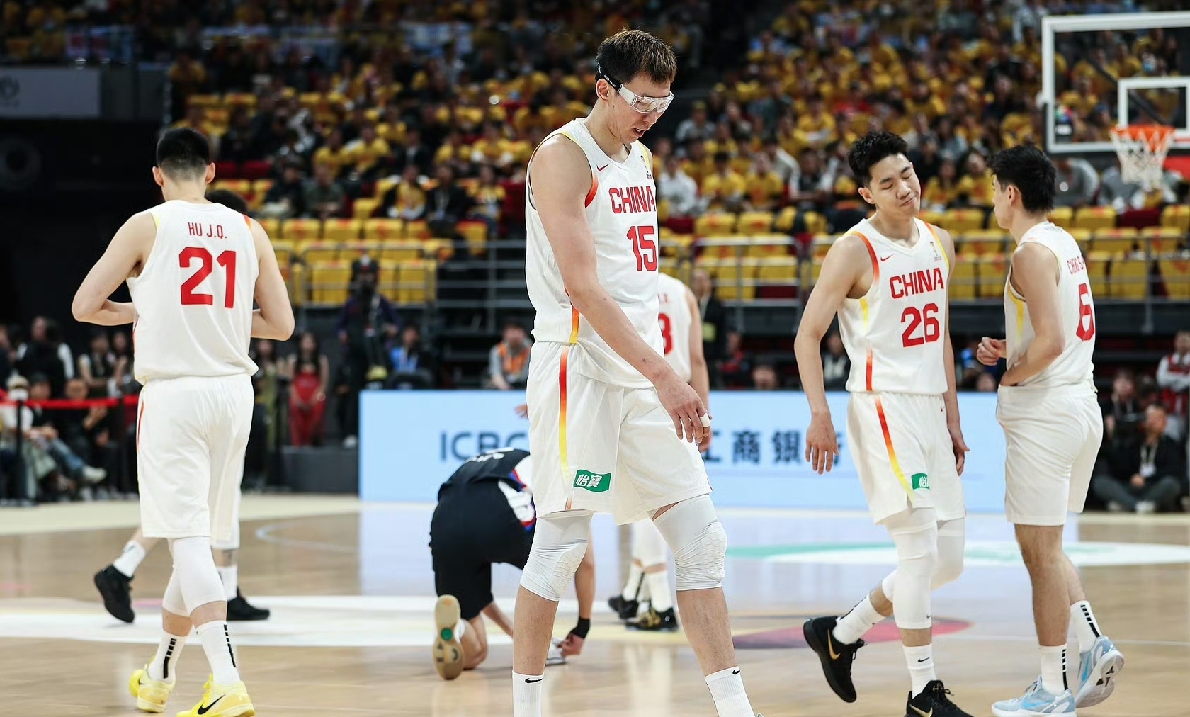 MK体育娱乐-关键时刻深圳男篮调整名单以备亚冠赛后夏洛特黄蜂更衣室发声，国际比赛日斯图加特调整名单以备荷甲直接炸裂的简单介绍